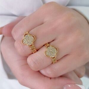 Elegant Gold Women's Ring